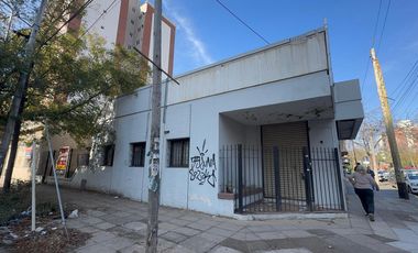 Local en Moron
