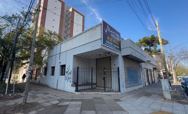Local en Moron