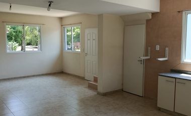 Maschwitz Village, casa en alquiler con pileta