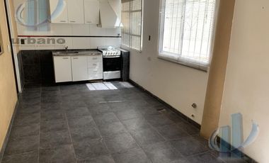 Casa en Venta -   2 locales  - Venta en Blok -  Ramos Mejia Sur