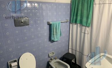 Casa en Venta -   2 locales  - Venta en Blok -  Ramos Mejia Sur