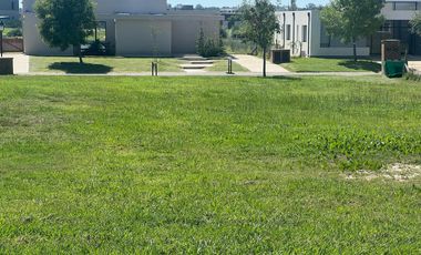 Lote en Venta, 812m2, en San Sebastian, Pilar, GBA Norte
