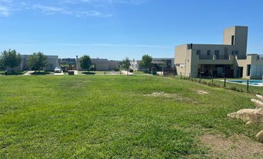 Lote en Venta, 812m2, en San Sebastian, Pilar, GBA Norte