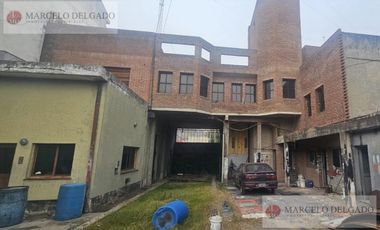Depósito/ Galpón de 2286 m2 en Avellaneda - VENTA - ALQUILER