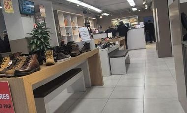 Alquiler  Local Comercial con oficinas  Z/Centro bajo
