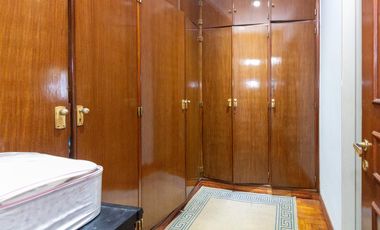 Casa en Venta en Colegiales gran jardín con pileta