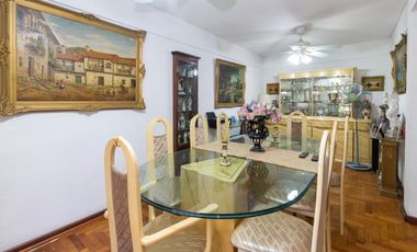 Casa en Venta en Colegiales gran jardín con pileta