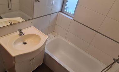 Departamento 3 ambientes con cochera en Ballester Centro