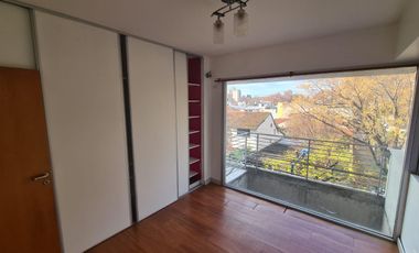 Departamento 3 ambientes con cochera en Ballester Centro