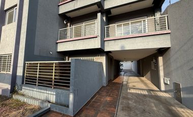 Departamento 2 ambientes en alquiler Moron