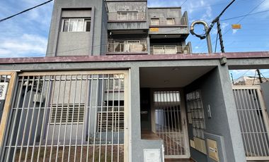 Departamento 2 ambientes en alquiler Moron