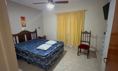 CASA EN ALQUILER EN COMPLEJO 