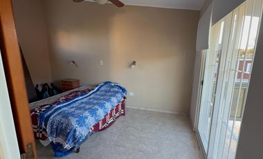 CASA EN ALQUILER EN COMPLEJO 