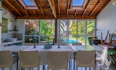 CASA - VENTA - 5 AMBIENTES - PISCINA - QUINCHO - SUITE - GARAGE - BELGRANO R