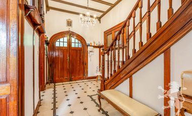 CASA - VENTA - 5 AMBIENTES - PISCINA - QUINCHO - SUITE - GARAGE - BELGRANO R