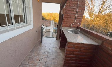 DEPARTAMENTO DE 1 DORMITORIO EN ALQUILER EN COMPLEJO 