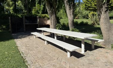 Alquiler Temporario - Casa Quinta con Pileta y Costa de Río - General Roca A001