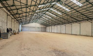 Alquiler - Depósito - Berazategui - 1750m2