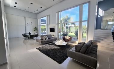Casa en venta en Buenos Aires Village FINANCIADA