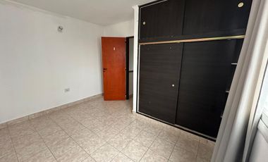 Dúplex en Alquiler, zona tranquila