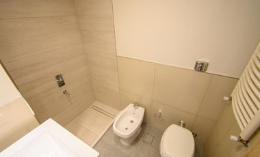 VENTA/ DEPARTAMENTO EXCLUSIVO , DE 3 DORMITORIOS CON EXCELENTE CALIDAD CONSTRUCTIVA. Santa Fe Capital.