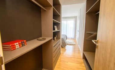 VENTA/ DEPARTAMENTO EXCLUSIVO , DE 3 DORMITORIOS CON EXCELENTE CALIDAD CONSTRUCTIVA. Santa Fe Capital.