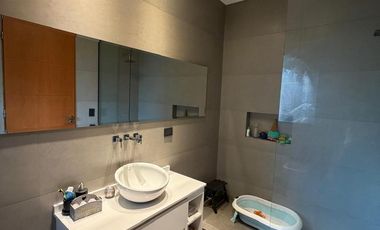 Casa en venta en Buenos Aires Village