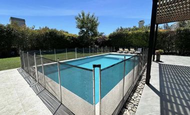 Casa en venta en Buenos Aires Village
