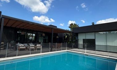 Casa en venta en Buenos Aires Village