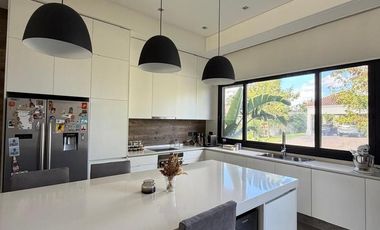 Casa en venta en Buenos Aires Village