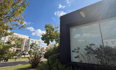Casa en venta en Buenos Aires Village
