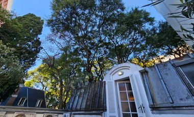 Casa en Palermo Chico con jardín, terraza y cocheras!