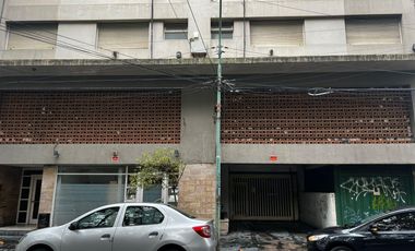Cochera en Plaza Mitre