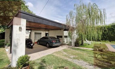 Casa en Bella Vista con quincho vidriado, pileta y posibilidad de ampliación