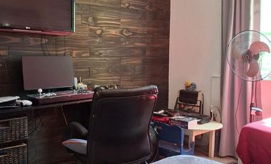 Casa en Bella Vista con quincho vidriado, pileta y posibilidad de ampliación