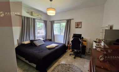 Casa en Bella Vista con quincho vidriado, pileta y posibilidad de ampliación