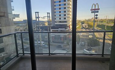 Departamento de 3 AMB   COCHERA en alquiler Brickell Boulevard