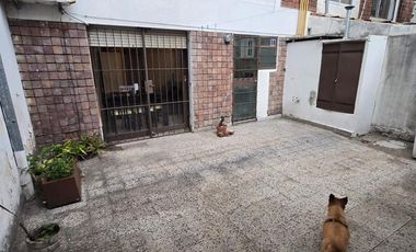 Oportunidad: Monoambiente con Patio en San Martín – Muy Luminoso