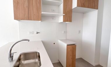 6º C piso 2 amb con escritorio  Av Ayacucho  2213