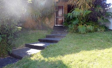 Venta Casa C/Local S/L 10x30M² en R. Mejía  Muy Buen Estado A Mts. Av. de Mayo