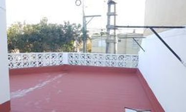 VENTA PH 3 AMBIENTES CON TERRAZA Y COCHERA EN RAMOS MEJÍA