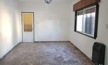 VENTA PH 3 AMBIENTES CON TERRAZA Y COCHERA EN RAMOS MEJÍA