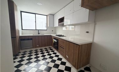 APARTAMENTO REMODELADO TOTALMENTE EN ARRIENDO EN ALTO PRADO