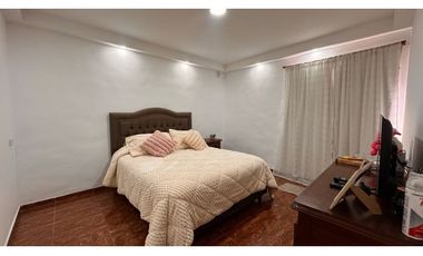 VENTA 3 DEPTOS + Casa 5 hab | BARRIO LA QUEBRADA – PASO DEL REY