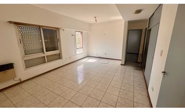 Venta depto 2 amb al contrafrente paso del rey centro