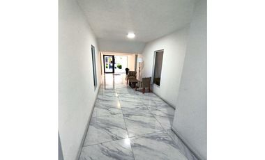 Departamento 2 ambientes con balcón y cochera en Martín Coronado