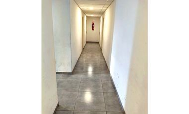 Departamento 3 ambientes con balcón y cochera en Martín Coronado