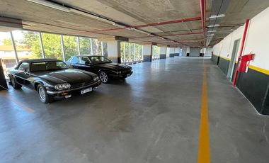 Alquiler OFICINA 700Mts. - EDIFICIO con Terraza y Parrilla - 8 Cocheras - Florida - Vicente López