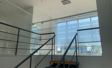 Alquiler de oficina de 180 m2 en Olivos