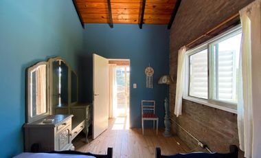 Venta casa de 2 dormitorio con pileta en Ricardone. Apta crédito.
